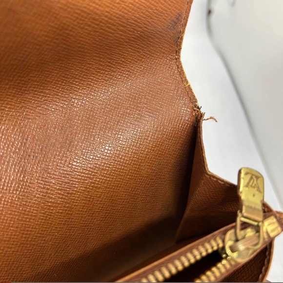 Louis Vuitton monogram leather wallet - Picture 10 of 12